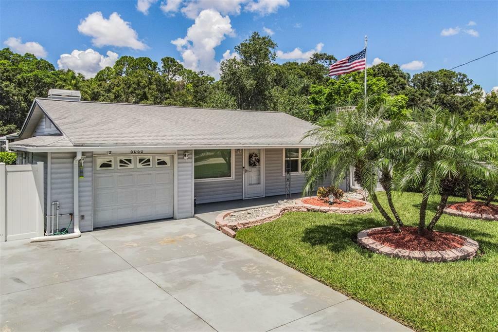Property Photo: 6060 62nd Street N FL 33709