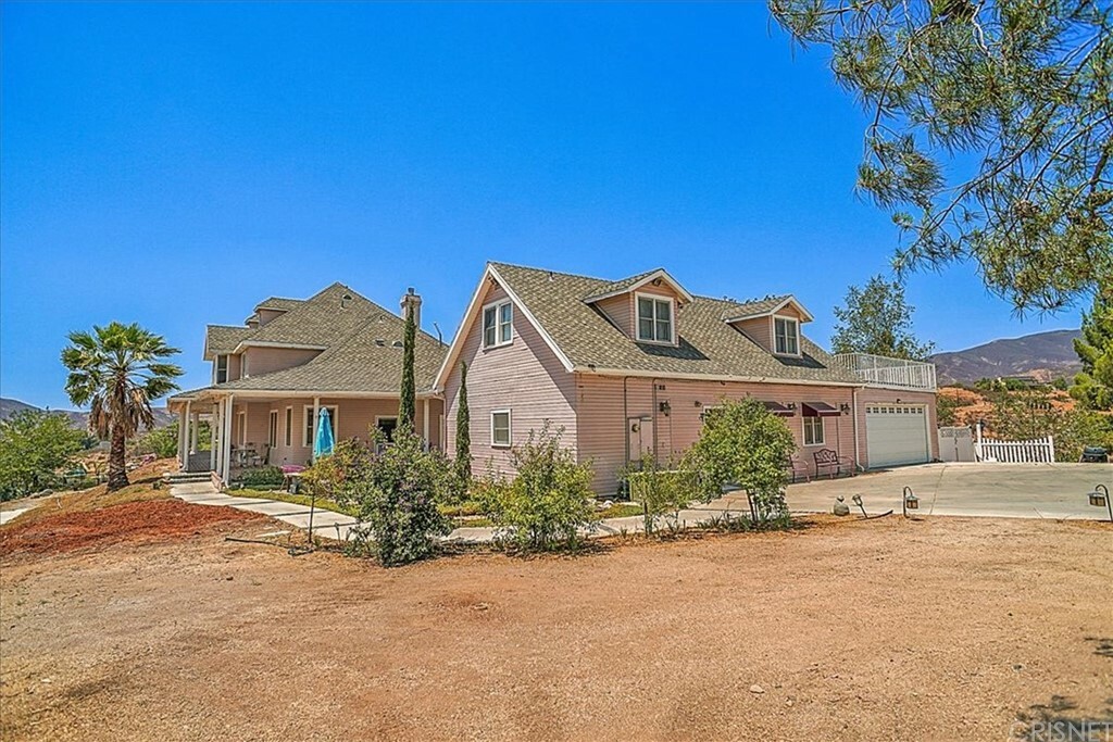 Property Photo:  33581 Chrisco Street  CA 91390 