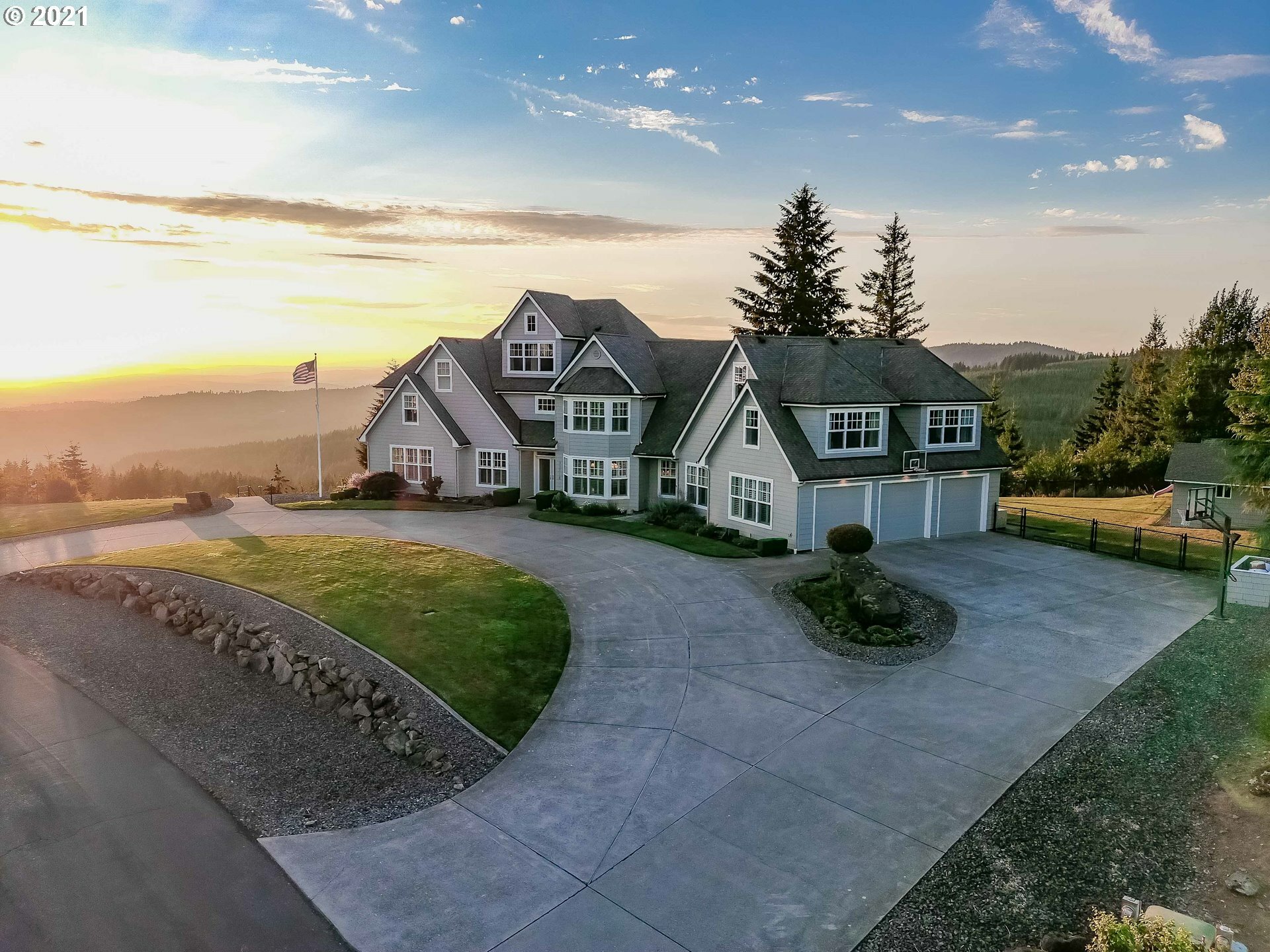 Property Photo: 30714 NE Spud Mountain Rd WA 98607