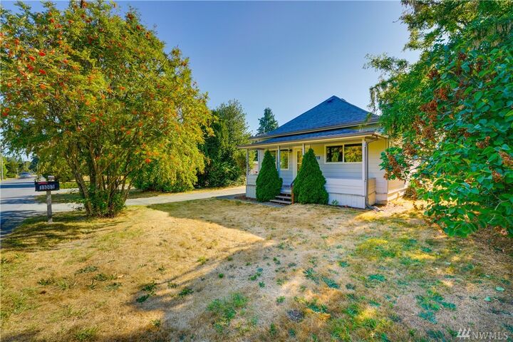 Property Photo: 11063 Whistle Lake Rd WA 98221