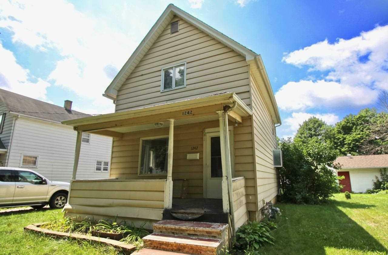 Property Photo:  1242 9th St  WI 53511 