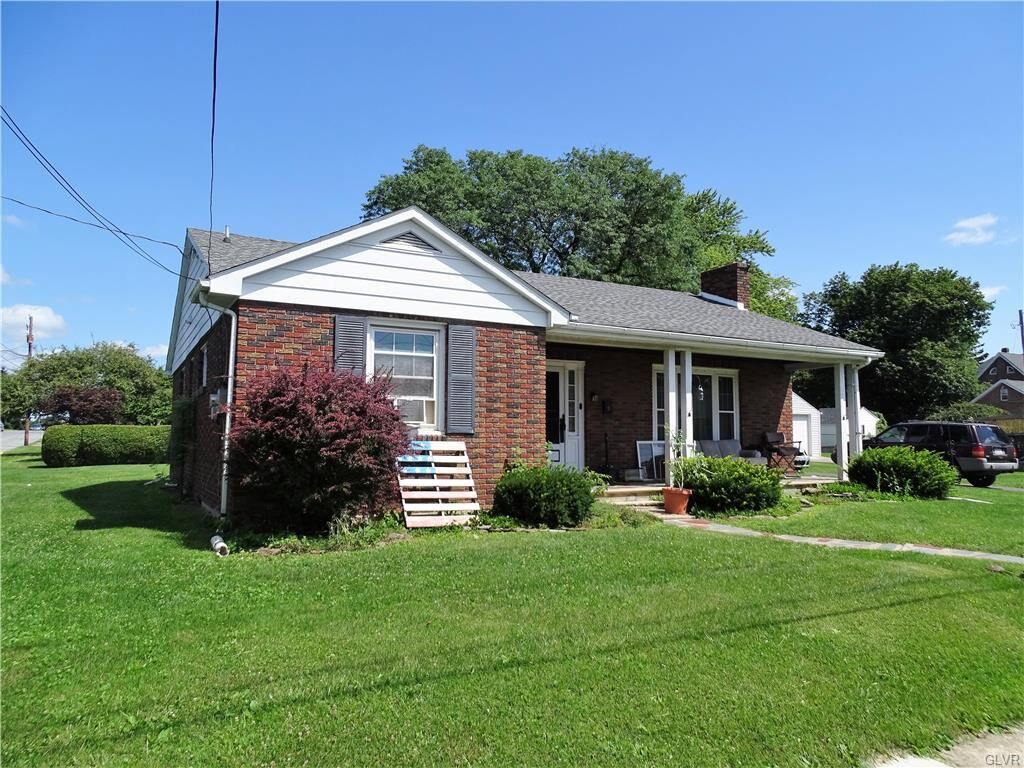 Property Photo:  515 2nd Street  PA 18067 