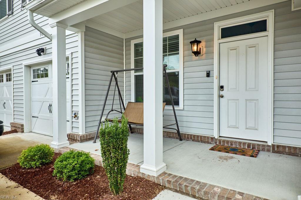 Property Photo:  303 Sikeston Lane  VA 23322 