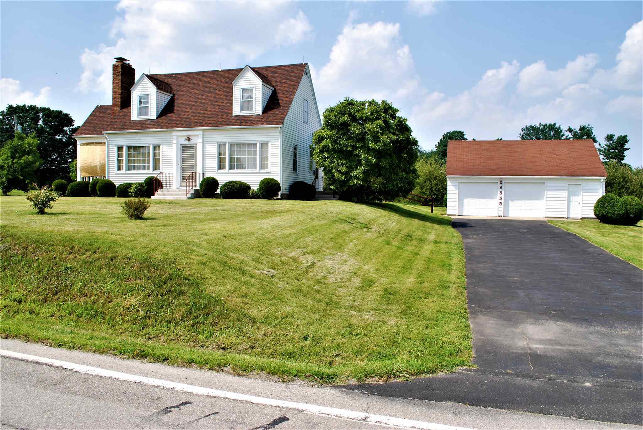 Property Photo: 9855 Stellhorn Road IN 46815-4423