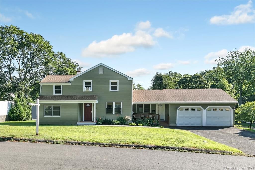 Property Photo: 178 Castle Drive CT 06614