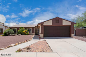 Property Photo:  2891 W Ribera Place  AZ 85742 