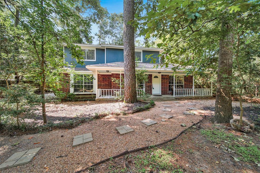 Property Photo:  117 E Park Drive  TX 77356 