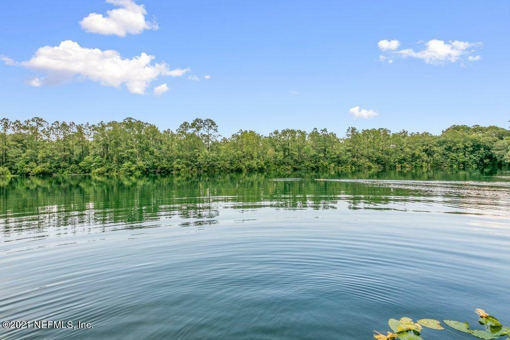 Property Photo:  5175 Pond View Drive  FL 32258 