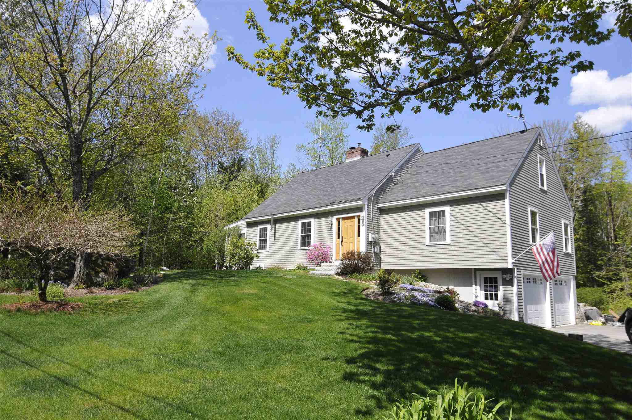40 Laurel Drive  Wilmot NH 03287 photo