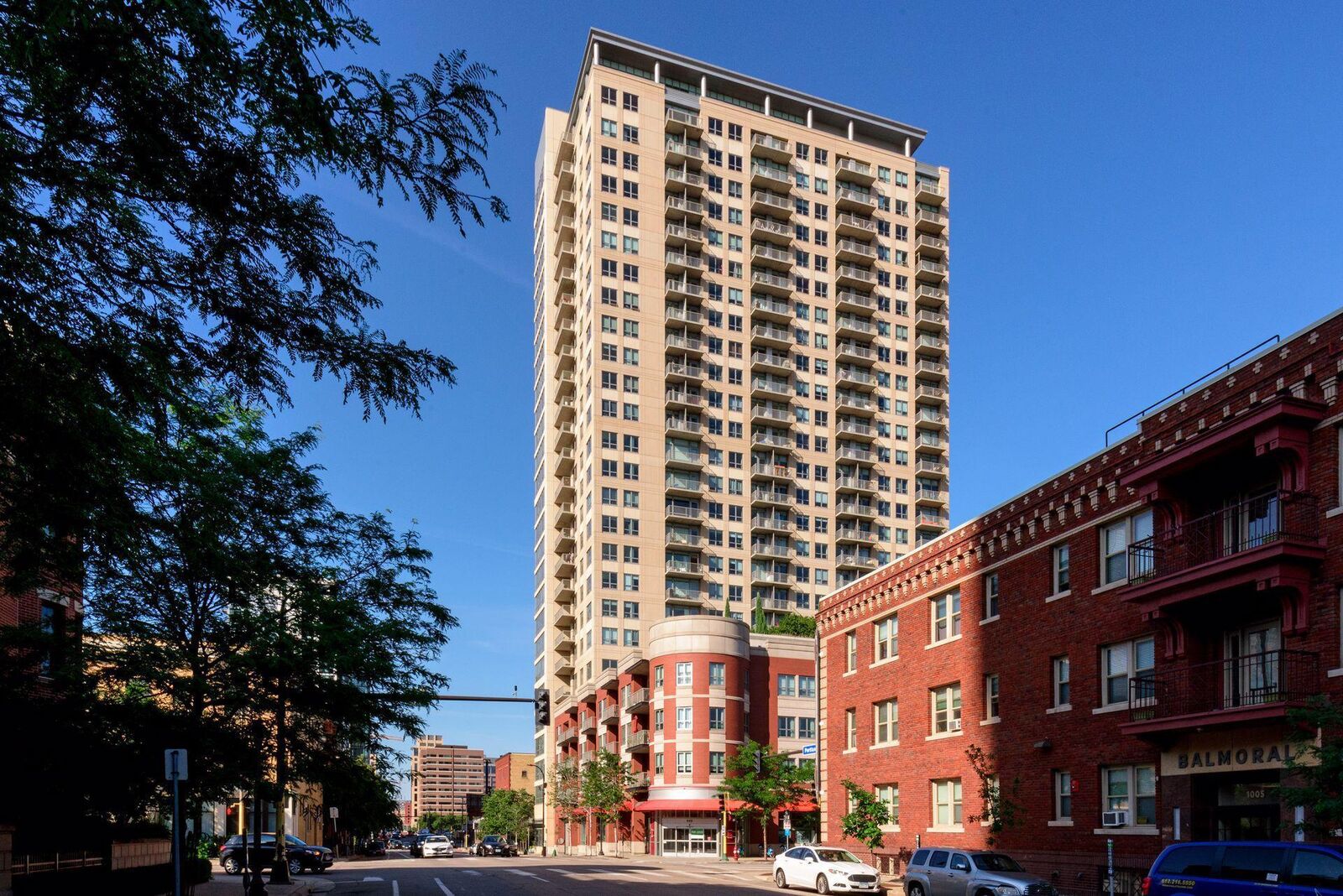 Property Photo: 929 Portland Avenue 1403 MN 55404