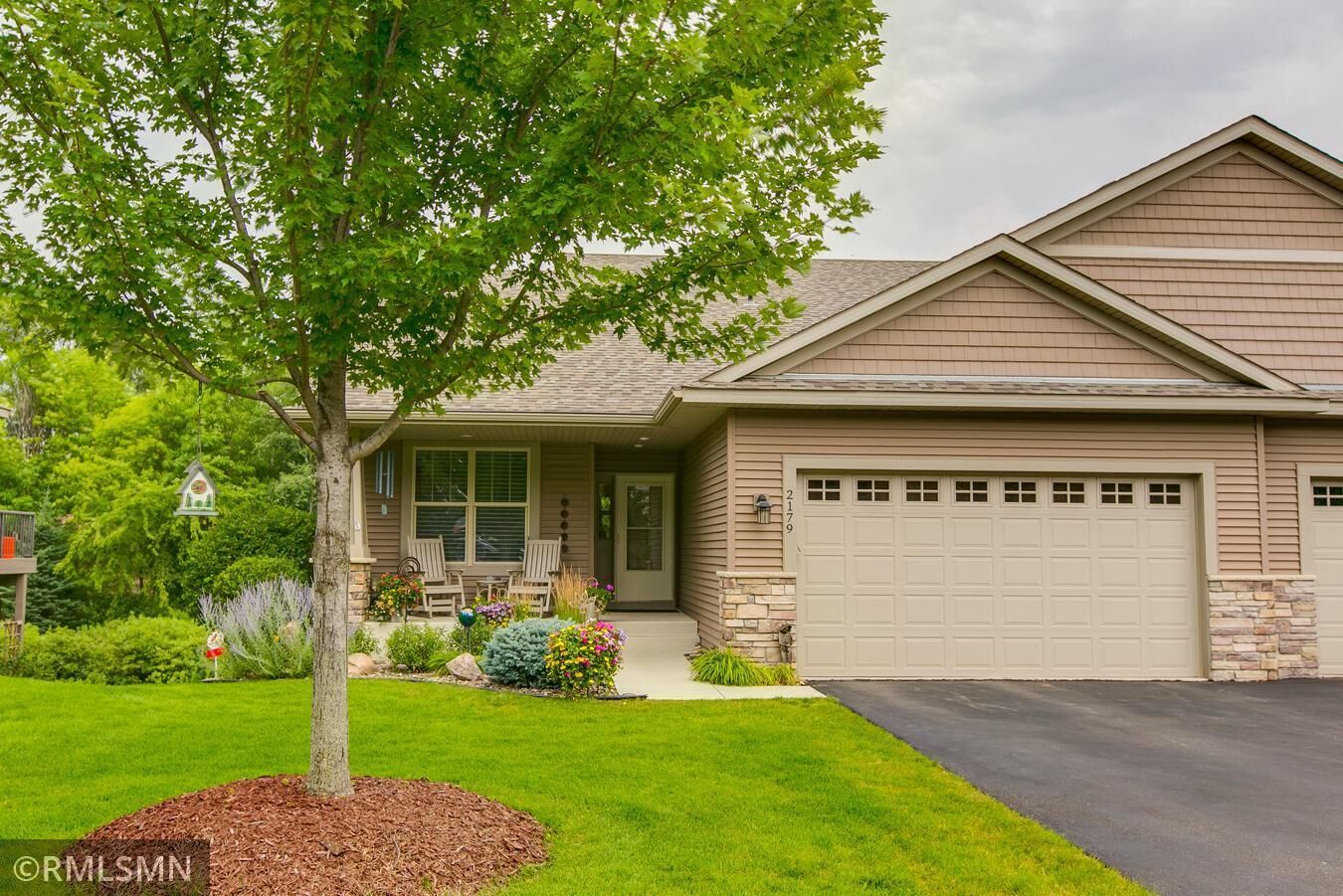 Property Photo:  2179 Tower Alcove  MN 55125 