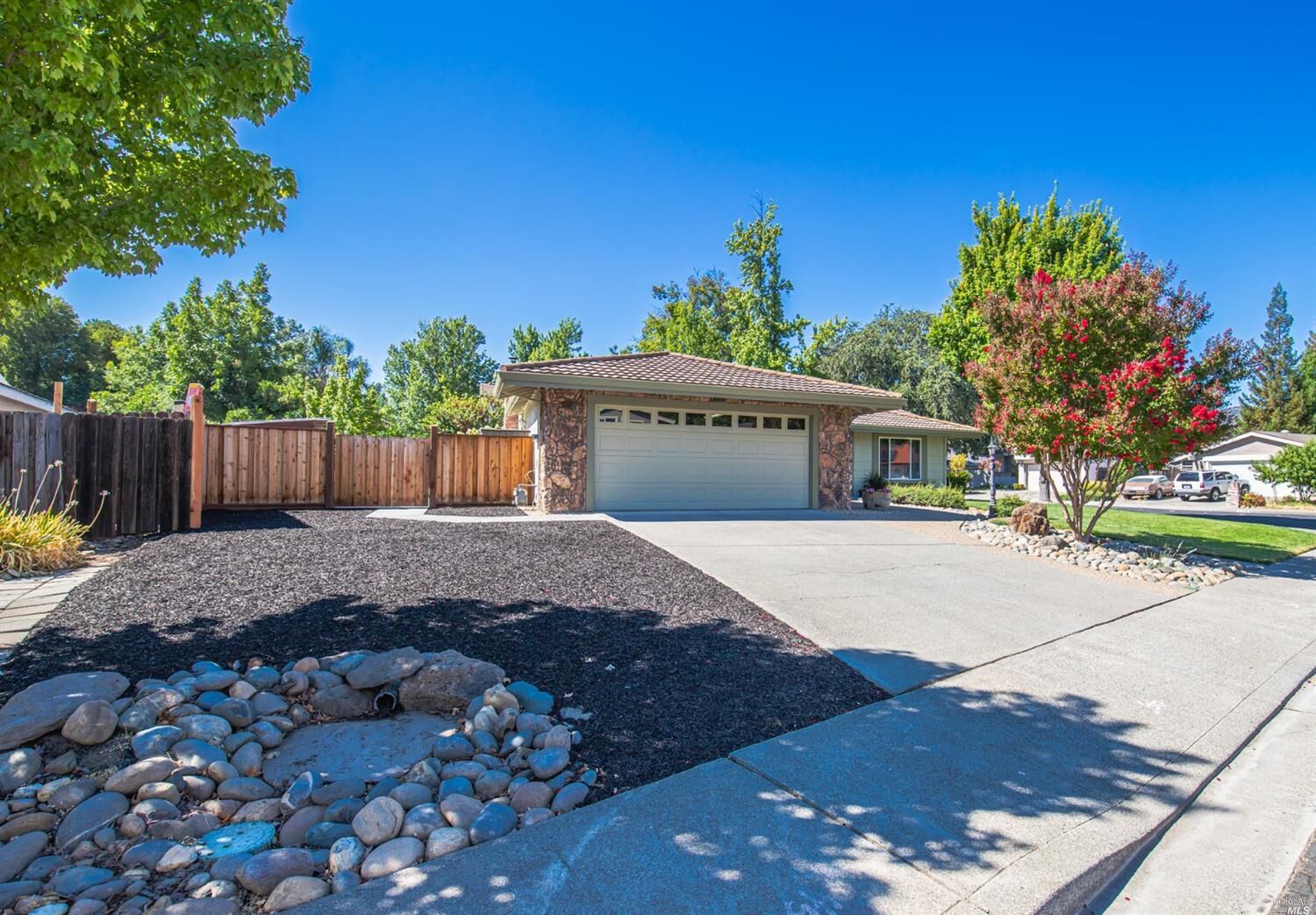 Property Photo:  155 Aurora Way  CA 95688