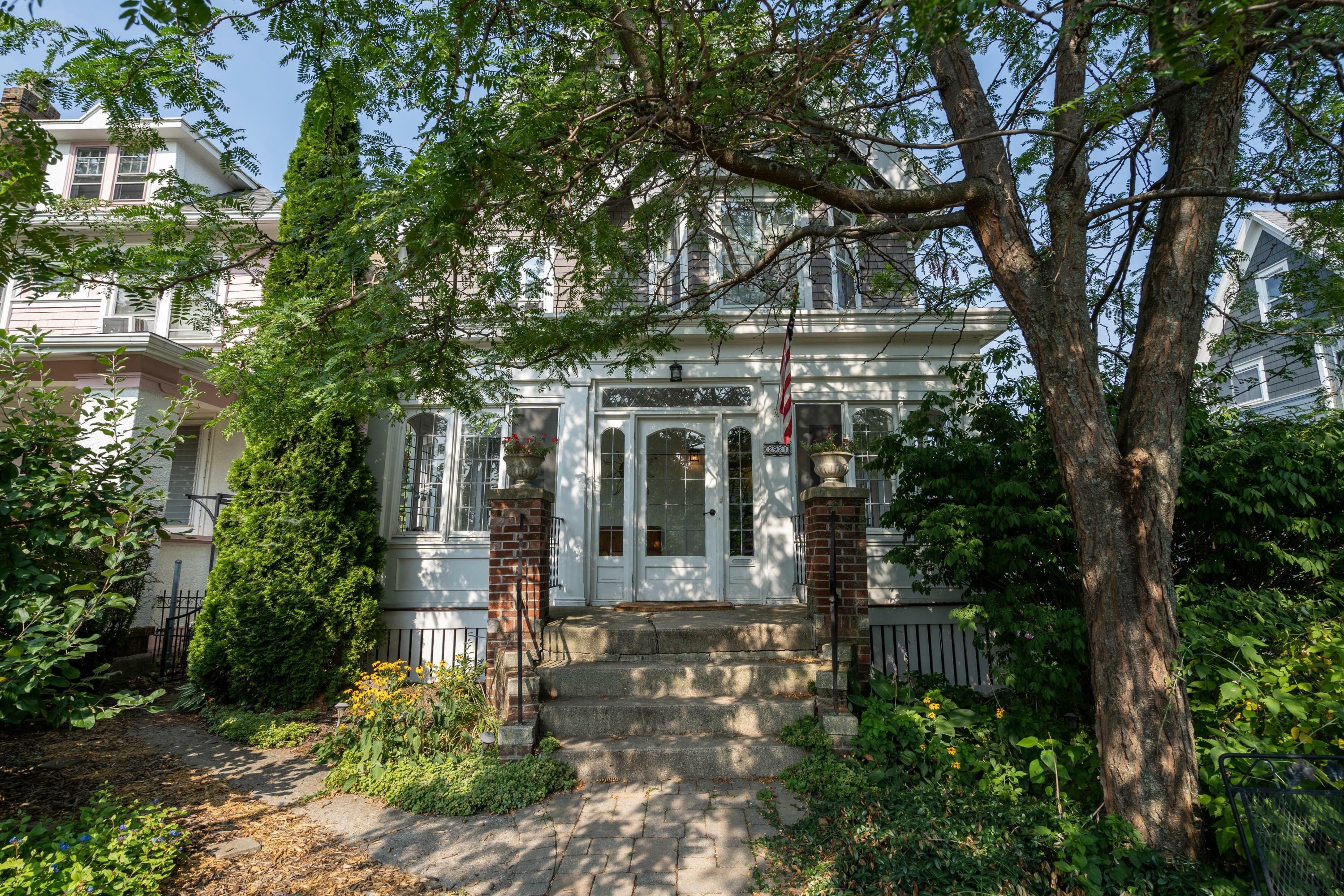 Property Photo:  2921 S Logan Ave  WI 53207 