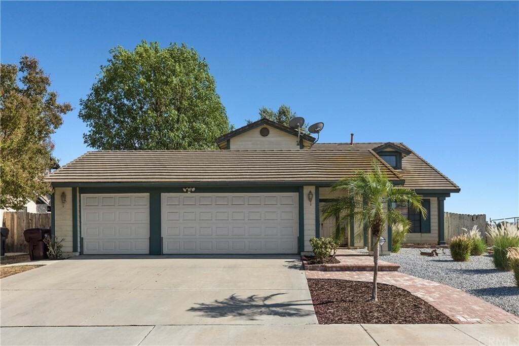 Property Photo:  25765 Timo Street  CA 92553 