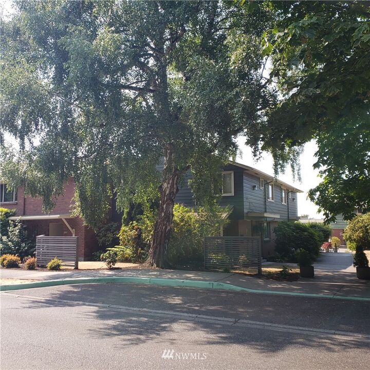 Property Photo:  901 N Forest Street 127  WA 98225 