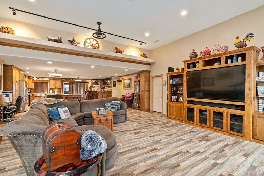 10048 Reola Drive  Lakeside CA 92040 photo