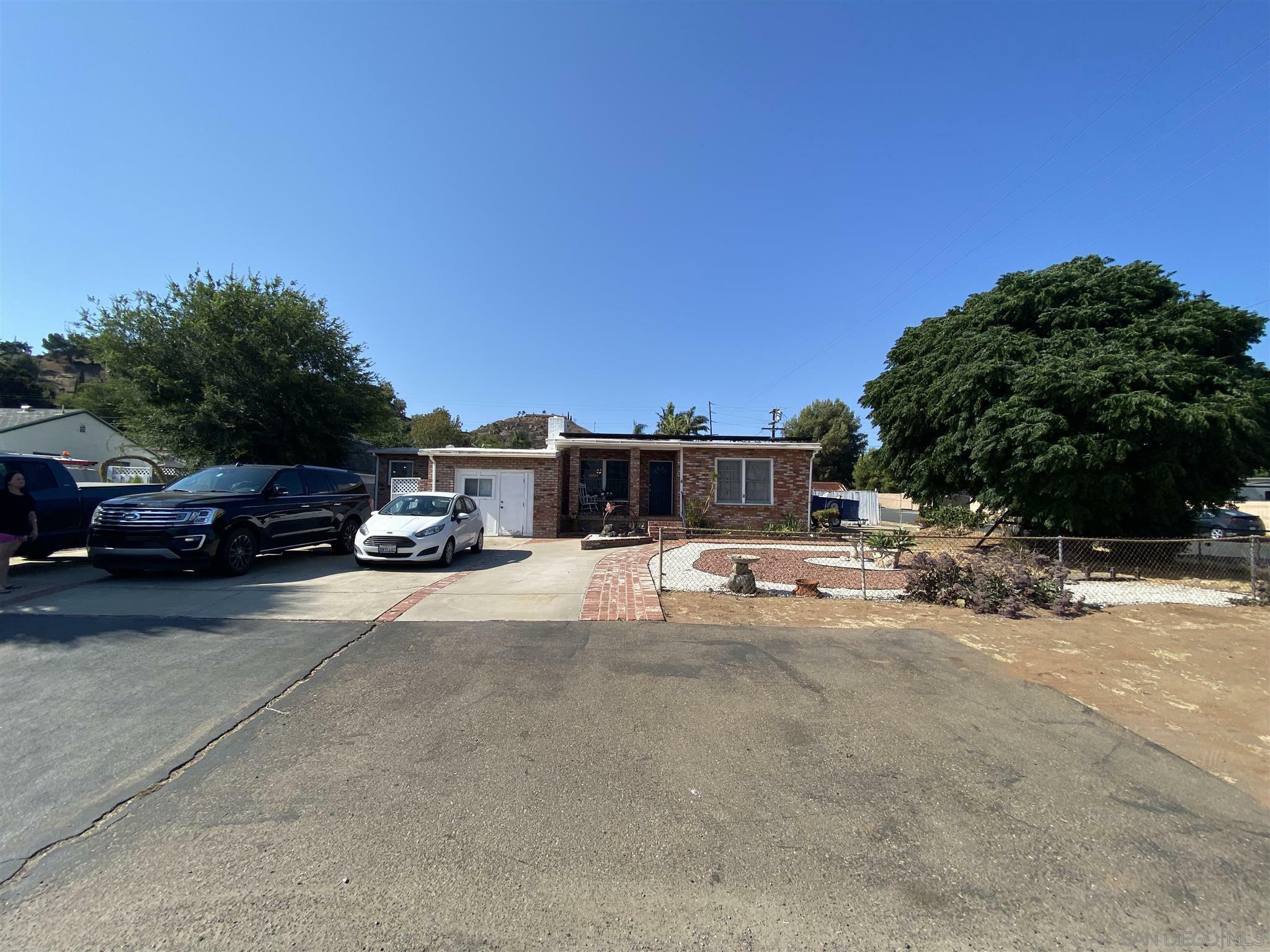 Property Photo:  1194 Flamingo Ave  CA 92021 