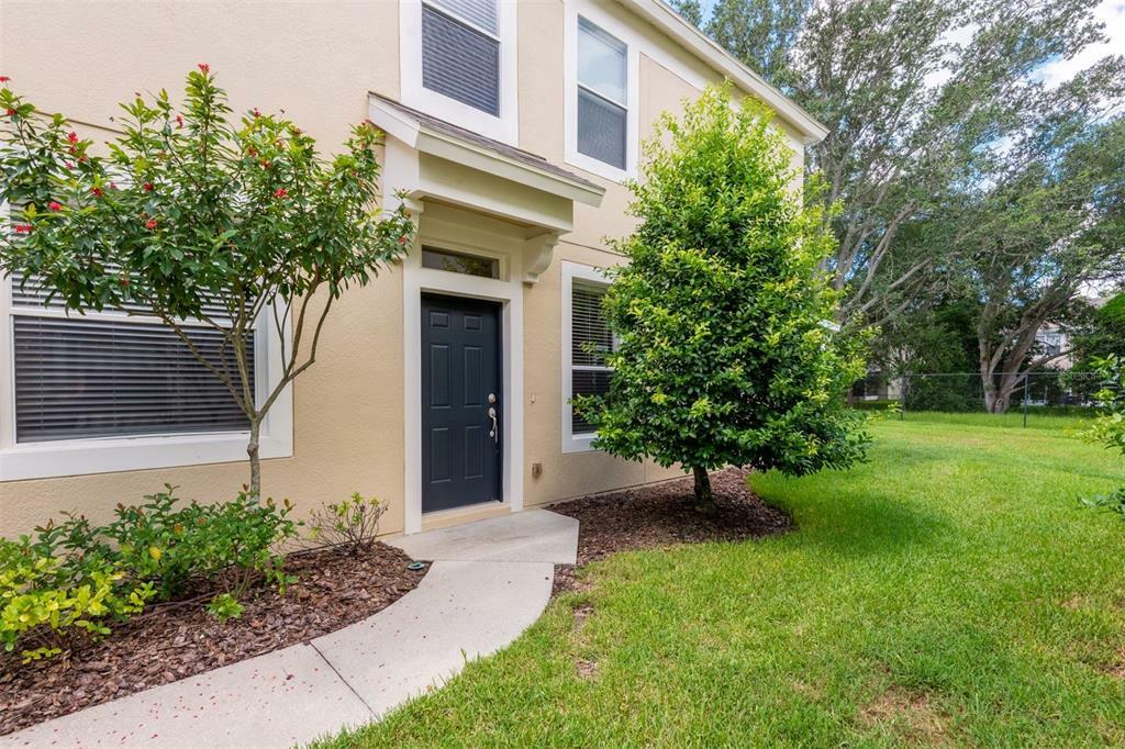 Property Photo:  5001 Barnstead Drive  FL 33578 