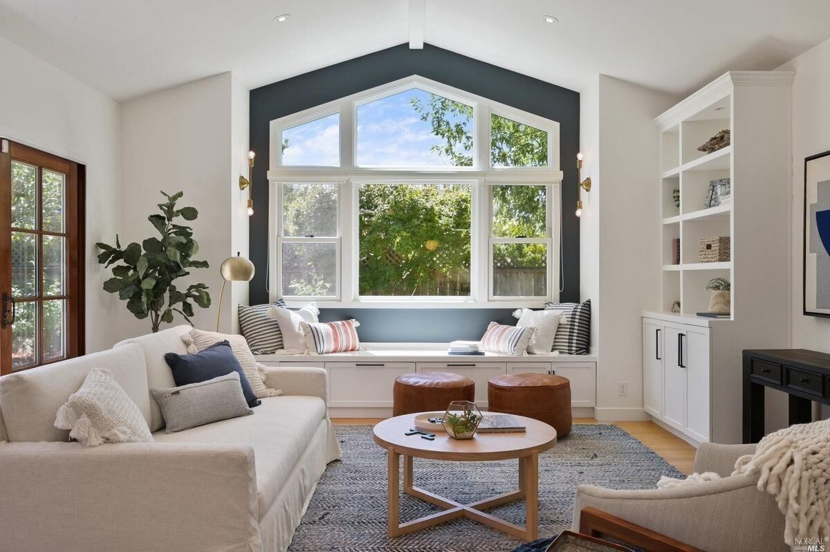 Property Photo:  65 Ridgewood Drive  CA 94901 