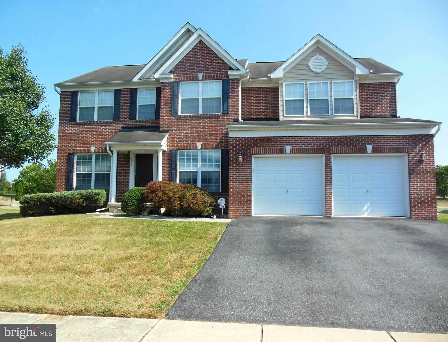 Property Photo: 203 Marjoram Drive DE 19701