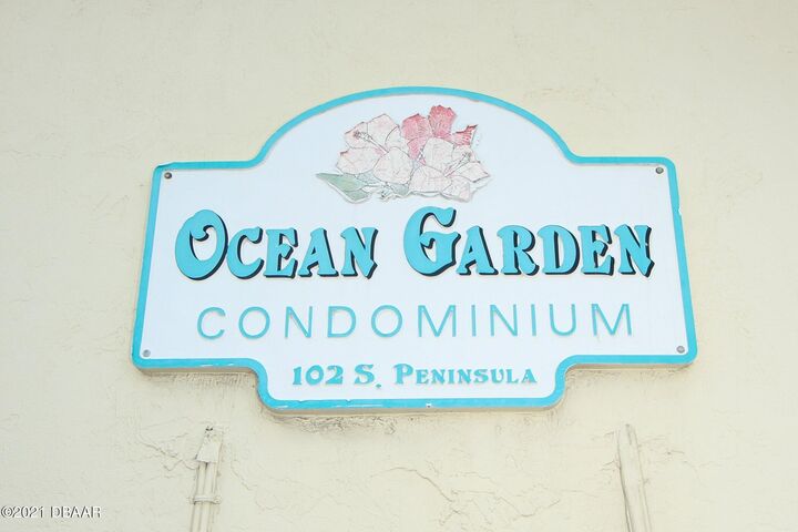 102 S Peninsula Drive  Daytona Beach FL 32118 photo