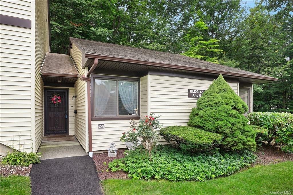 Property Photo:  65 Independence Court G  NY 10598 