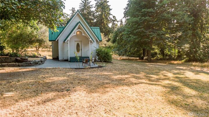 Property Photo: 20050 81st Ave SW WA 98070