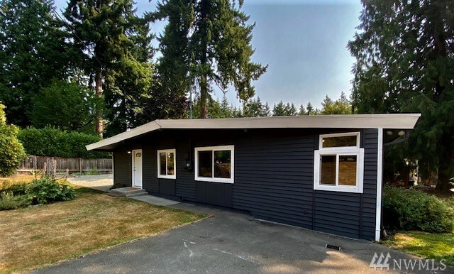 Property Photo:  15 137th St SW  WA 98208 