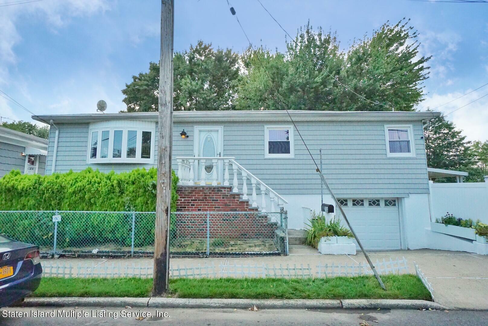 Property Photo:  334 Lake Avenue  NY 10303 