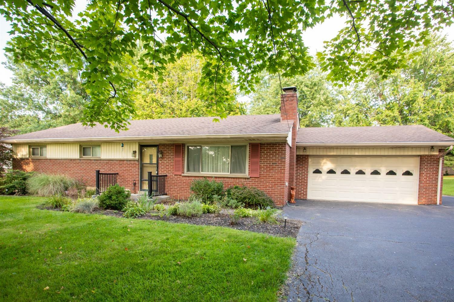 Property Photo:  10290 Kerrianna Dr  OH 45242 