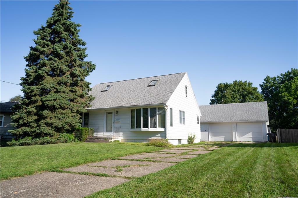 Property Photo:  2504 Arthur Avenue  IA 50317 