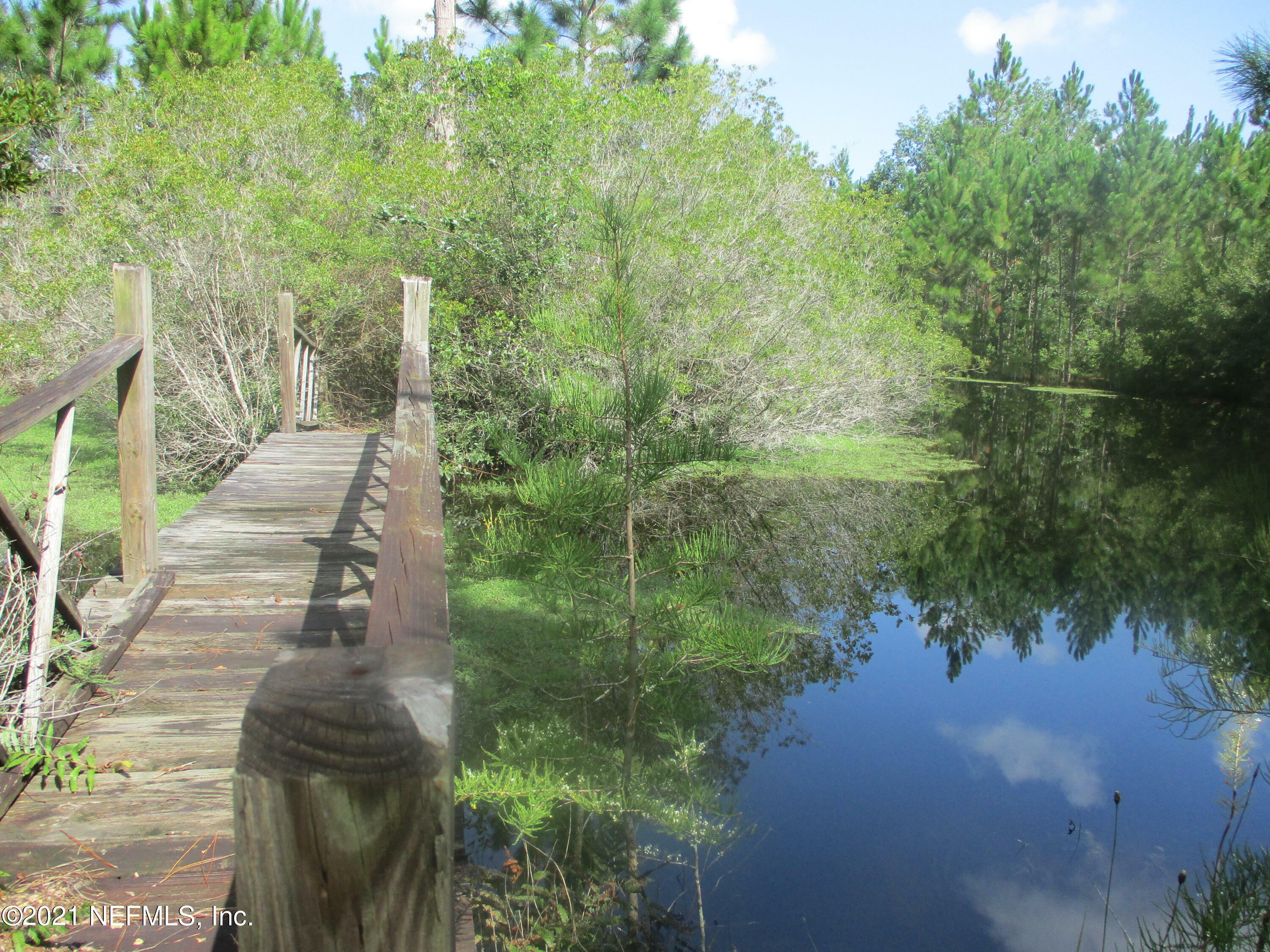 Property Photo:  172406 Bay Road  FL 32046 