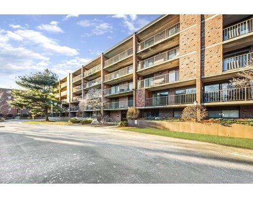 Property Photo: 146 Marble St 202 MA 02180