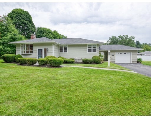 Property Photo: 79 Edgewood Rd MA 01545