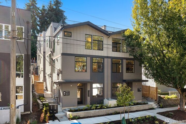 1905 A 15th Ave S  Seattle WA 98144 photo