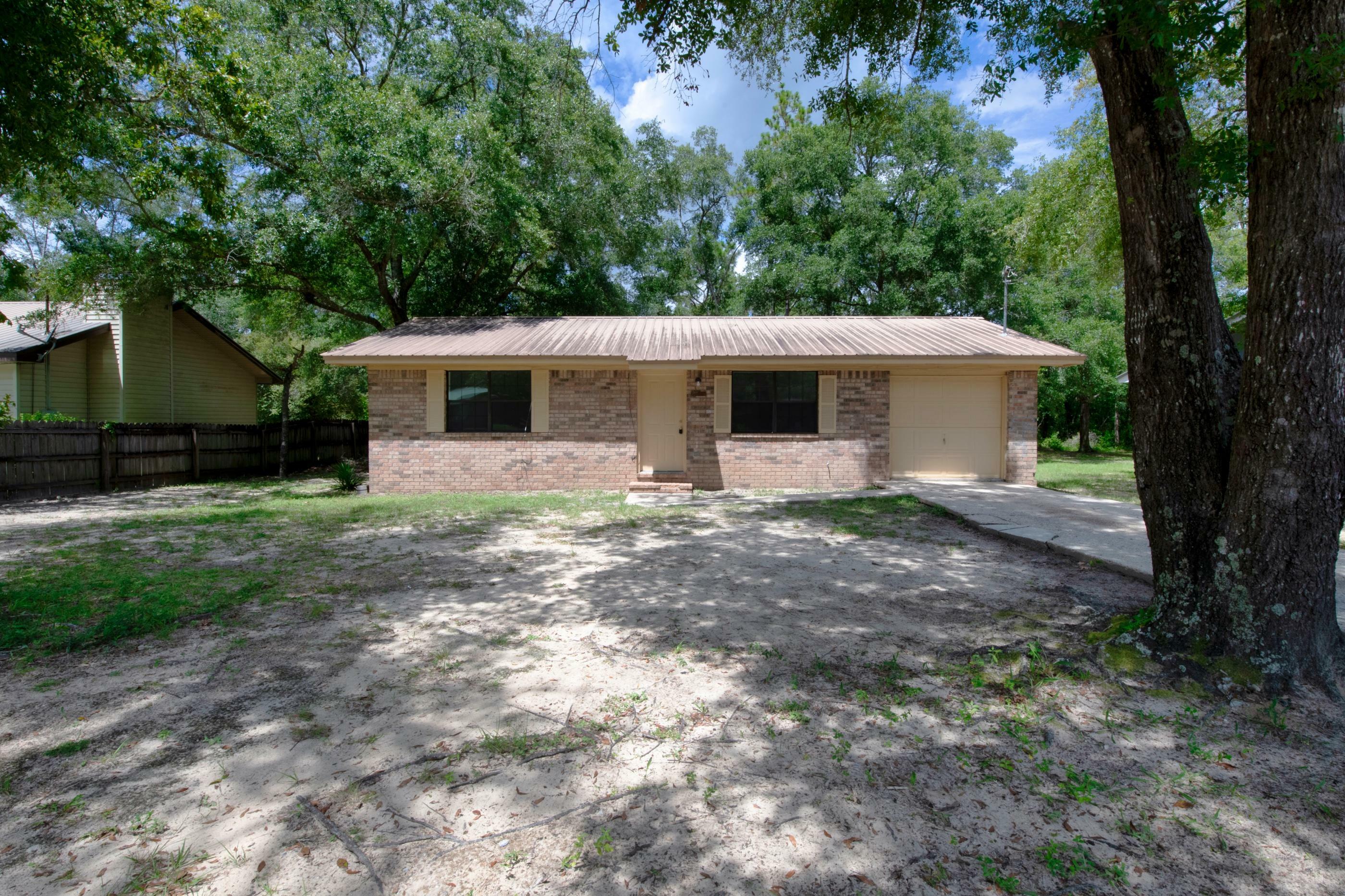 Property Photo:  261 Vann Avenue  FL 32433 