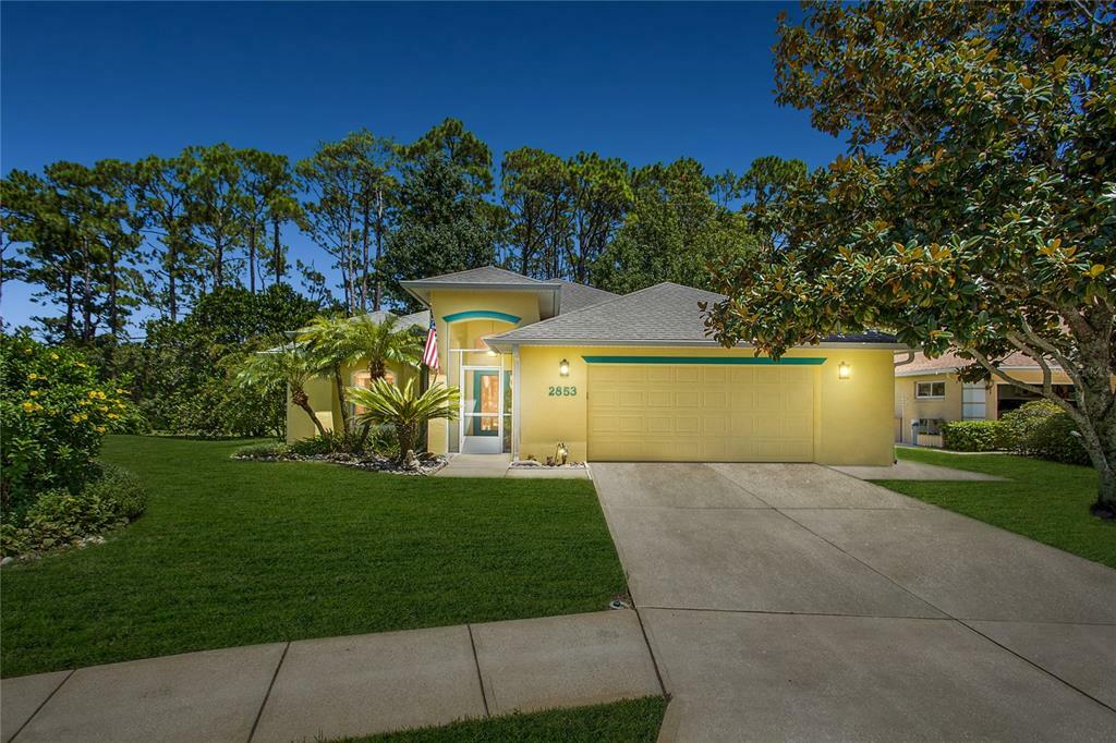 Property Photo: 2853 Turnbull Estates Drive FL 32168