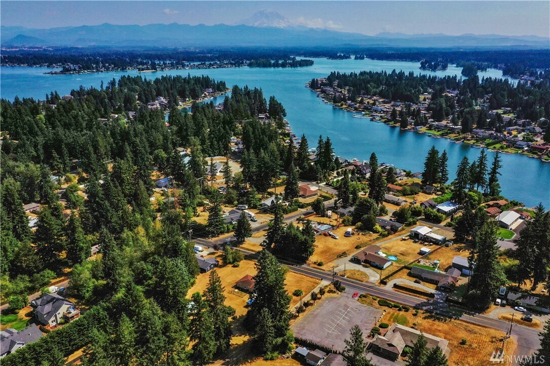 Property Photo: 17919 16th St E WA 98391