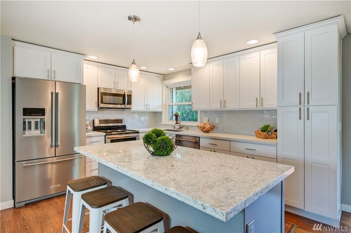 Property Photo: 4422 144th Place SW WA 98087