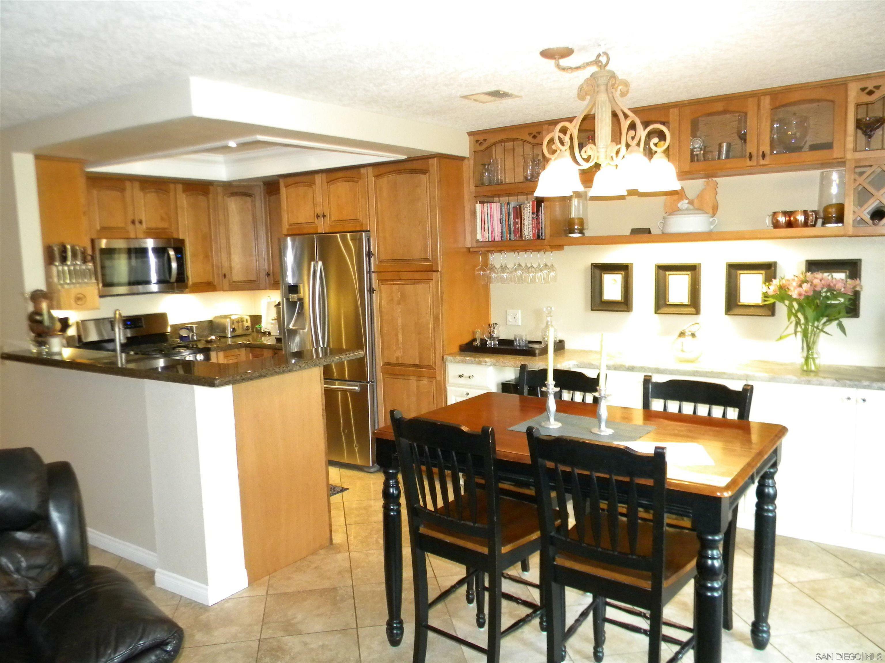 Property Photo: 10303 Ridgewater Lane CA 92131