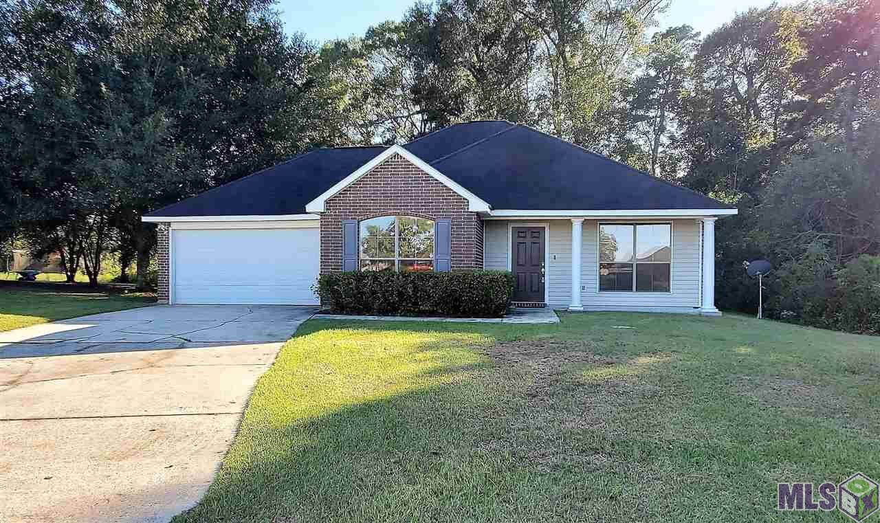 Property Photo:  23641 Whitehall Ave  LA 70726 