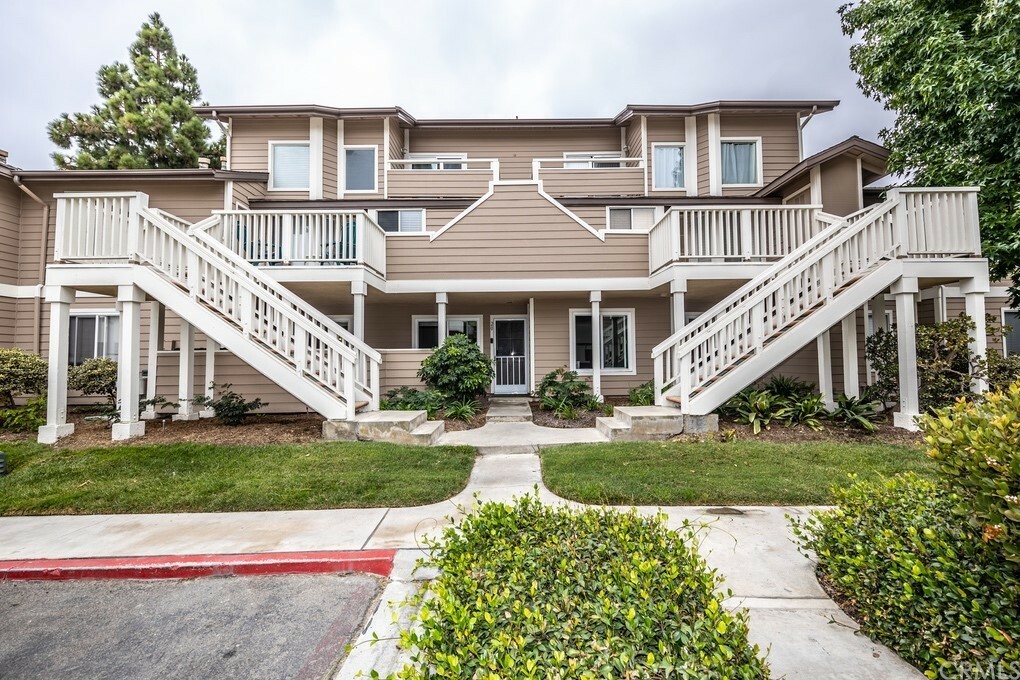 Property Photo:  6962 Brightwood Lane 20  CA 92845 