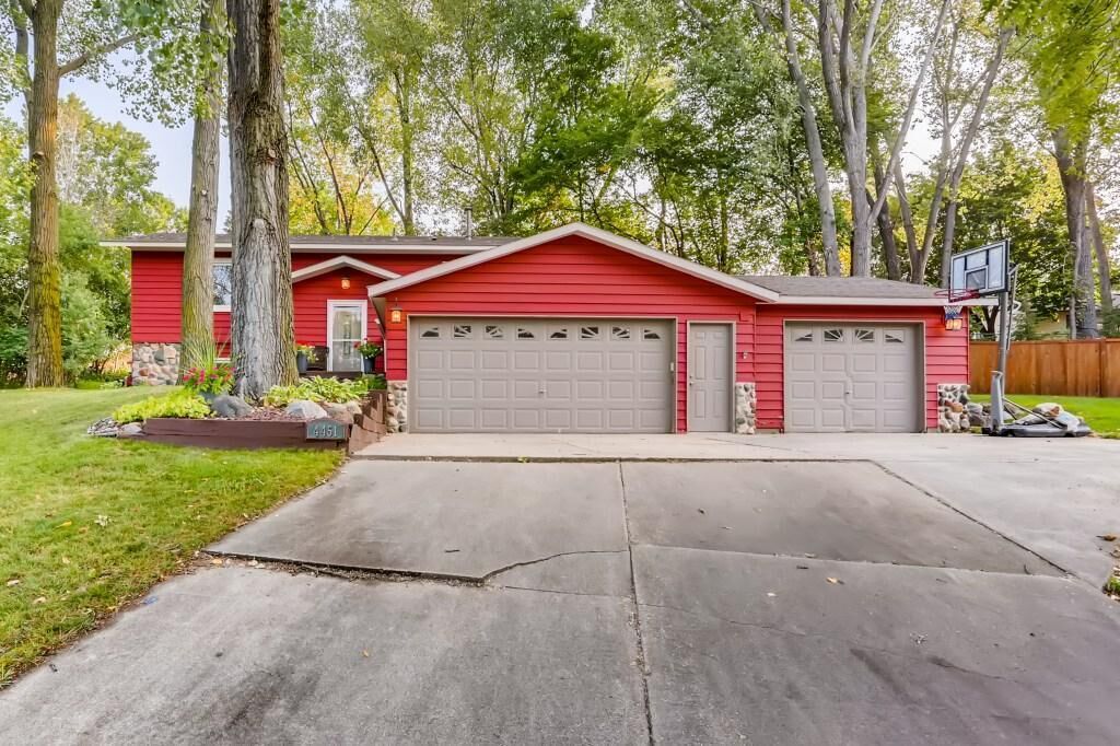Property Photo: 4451 Johnny Cake Ridge Road MN 55122