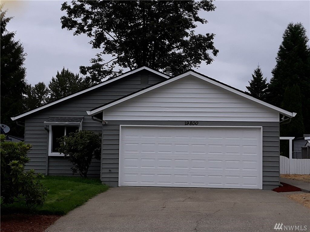 Property Photo:  19800 SE 263rd Place  WA 98042 