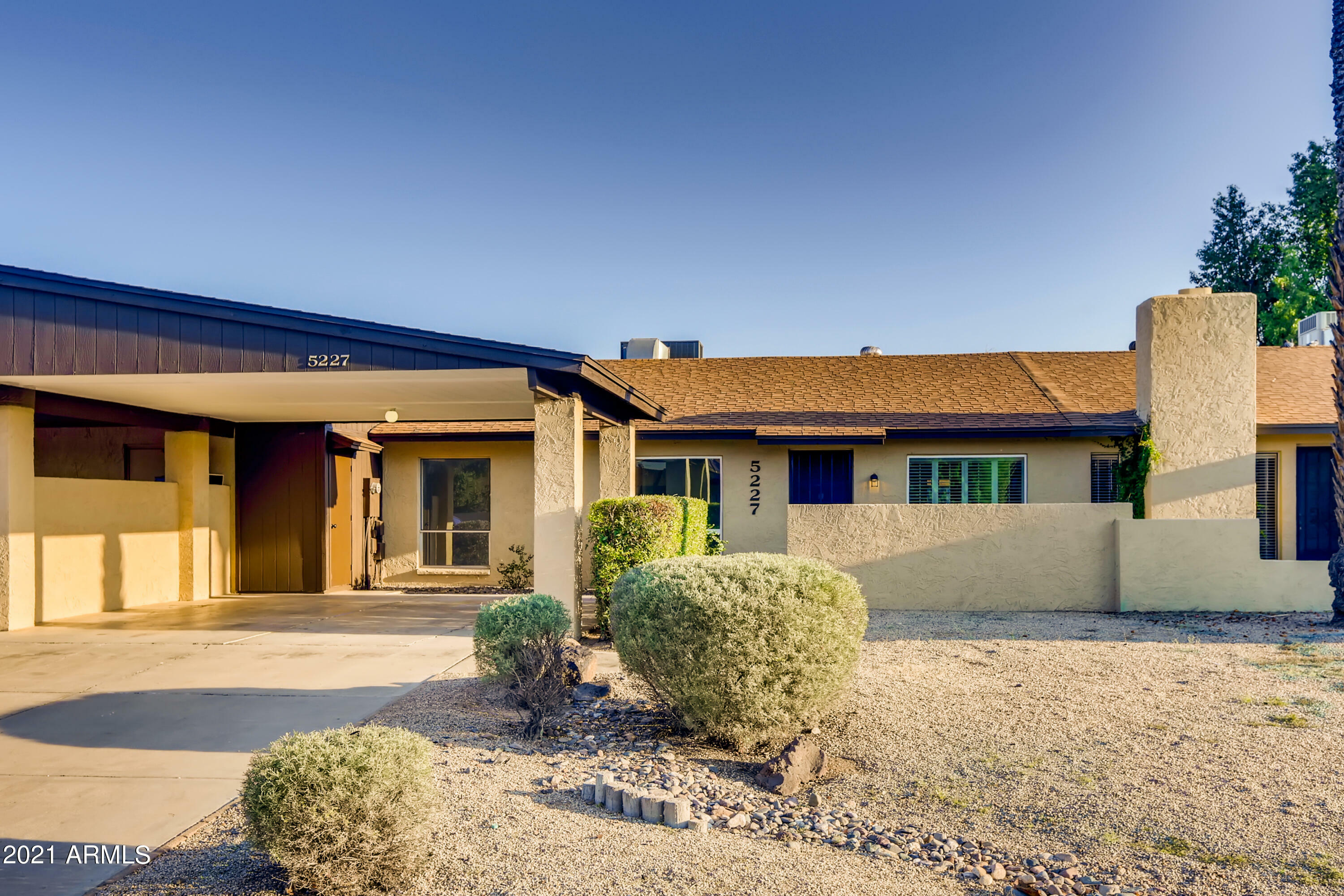 Property Photo: 5227 W Vogel Avenue AZ 85302