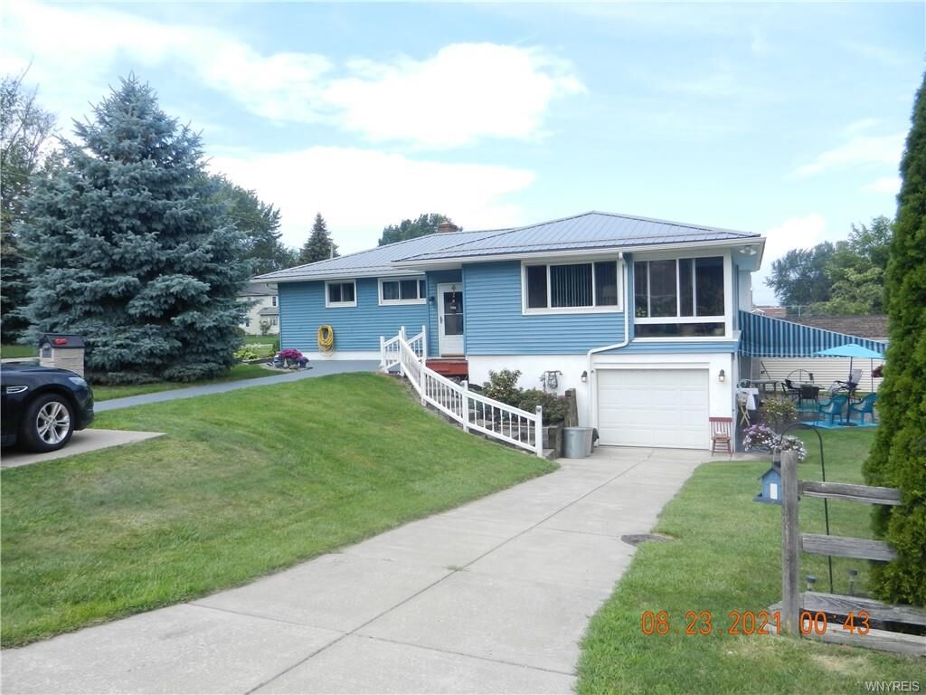 Property Photo:  4779 Rogers Road  NY 14075