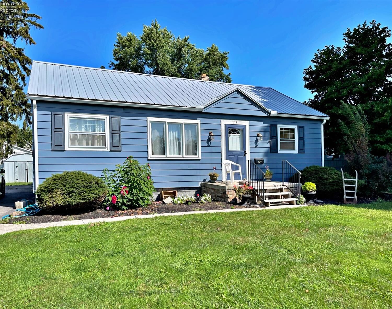 Property Photo: 24 Virginia Avenue OH 44883