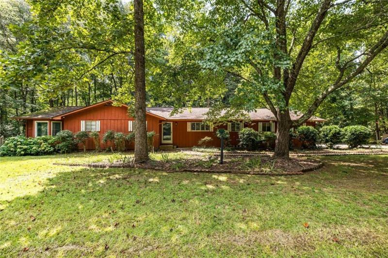 Property Photo:  131 NW Lavender Road NW  GA 30165 