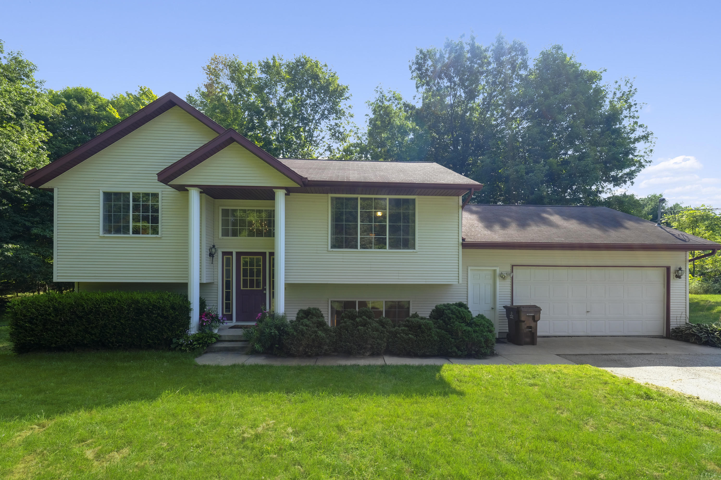 Property Photo:  15104 Algoma  MI 49319 