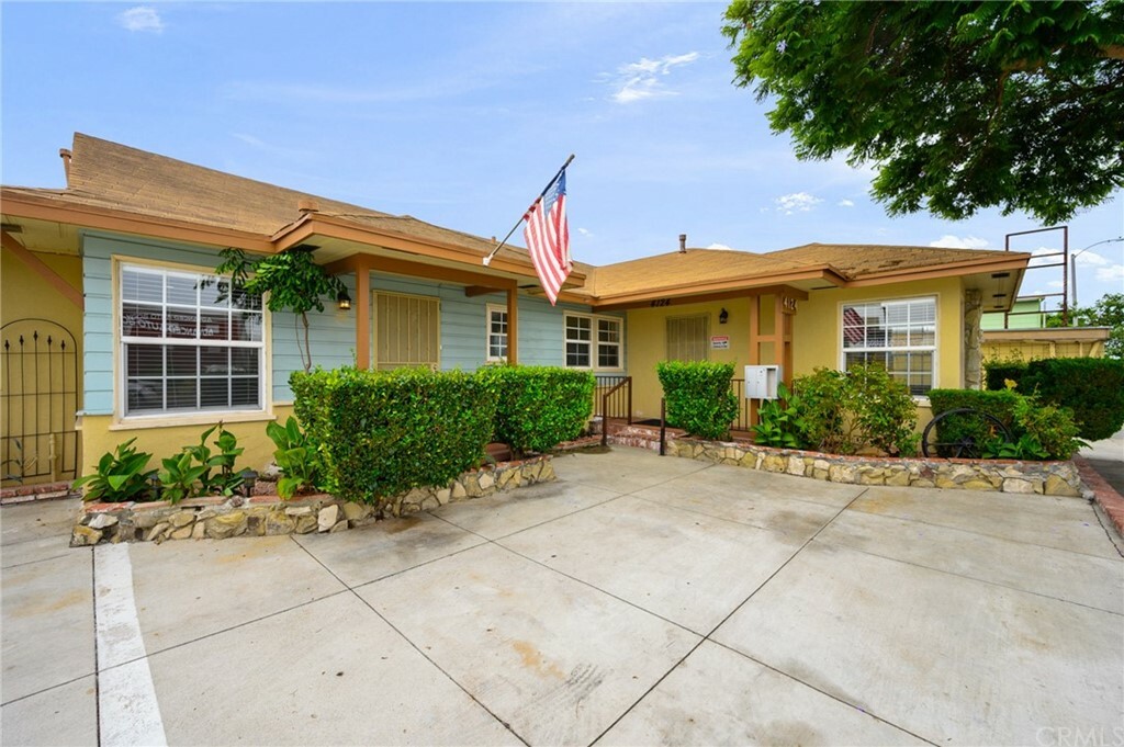 Property Photo:  4124 Marine Avenue  CA 90260 